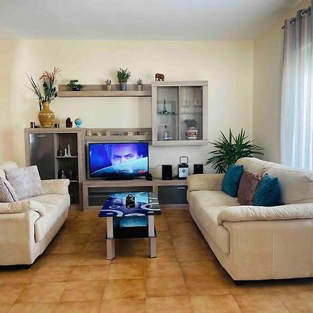 Home Sweet Home Archangelos  Extérieur photo